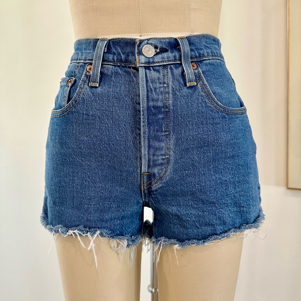 Levi's 501 Cut Off Denim Shorts